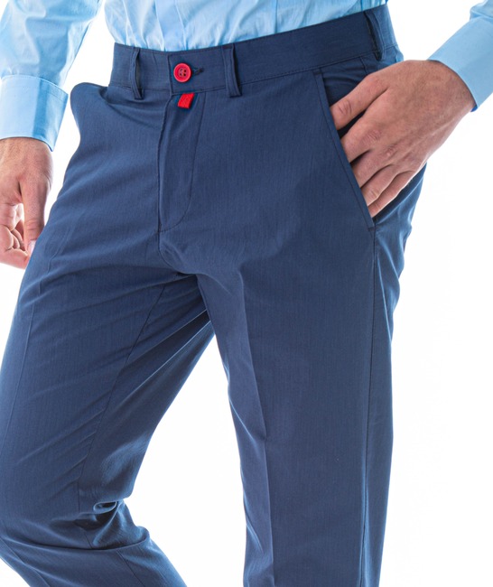 Ανδρικό μπλε παντελόνι με κόκκινο κουμπί