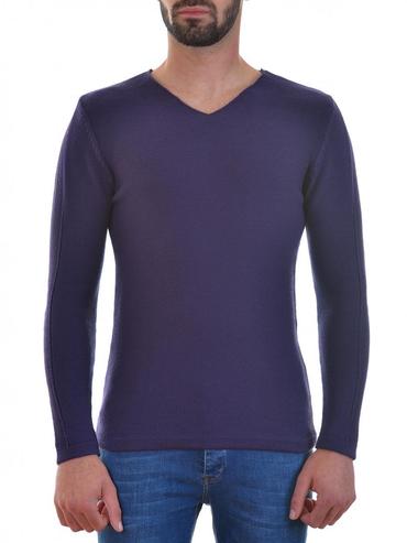 Ανδρικό μονόχρωμο μοβ πουλόβερ με  λαιμόκοψη V
