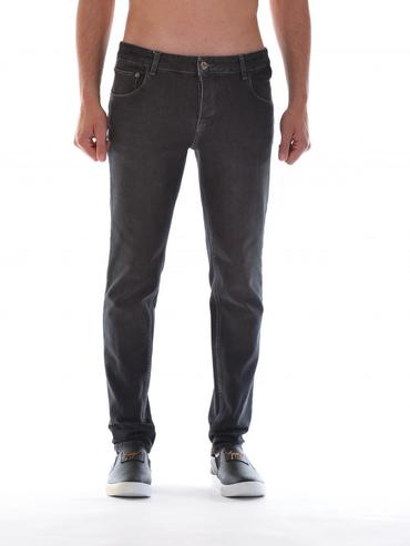 Ανδρικό μαύρο τζιν λεπτή εφαρμογή D43