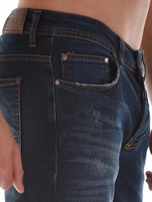 Ανδρικό σκούρο μπλε τζιν Pull and Bear D45