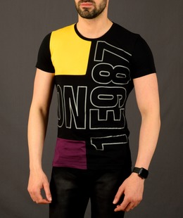 Ανδρικό μαύρο μπλουζάκι με επιγραφή On1Е987