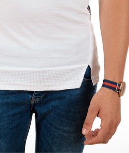 Ανδρικό λευκό μπλουζάκι με διακοσμητική τσέπη με επιγραφή