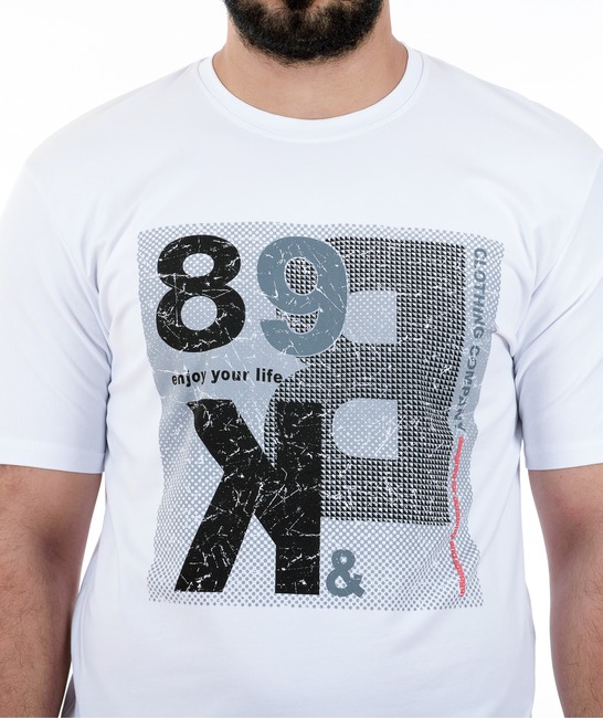 13 - Ανδρικό λευκό μπλουζάκι με αριθμό και επιγραφή στο μπροστινό μέρος