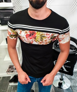Ανδρικό μαύρο μπλουζάκι με λευκές ρίγες με floral print