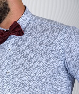 Ανδρικό λευκό πουκάμισο με μπλε στοιχεία