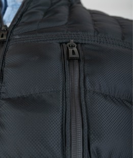 Ανδρικό μαύρο αδιάβροχο μπουφάν