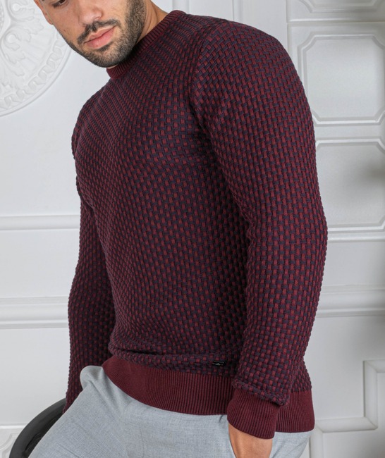 Ανδρικό πουλόβερ  με σκακιέρας μοτίβο μπορντό χρώμα