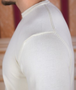 Ανδρικό πουλόβερ με στρογγυλή λαιμόκοψη χρώμα λευκό