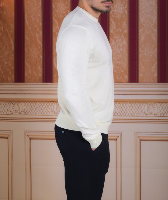 Ανδρικό πουλόβερ με στρογγυλή λαιμόκοψη χρώμα λευκό