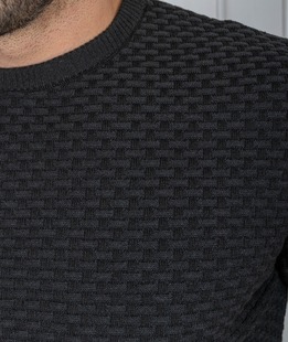 Ανδρικό πουλόβερ με μοτίβο σκακιέρας χρώμα μαύρο