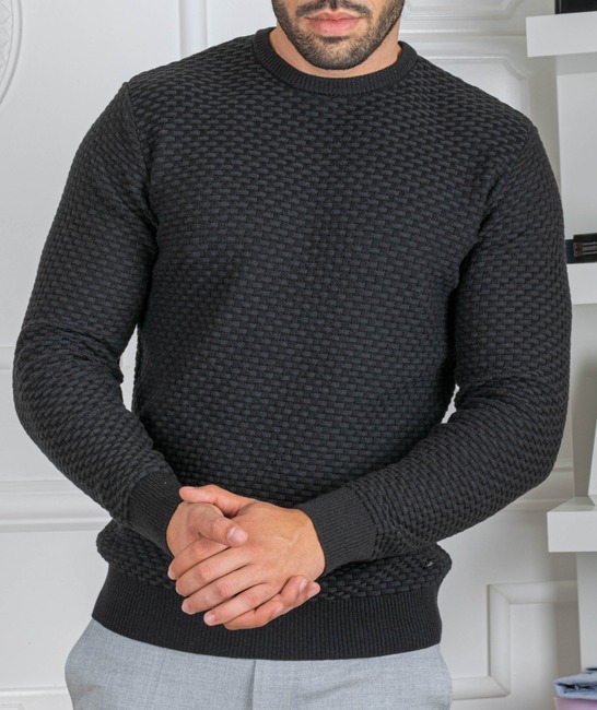 Ανδρικό πουλόβερ με μοτίβο σκακιέρας χρώμα μαύρο
