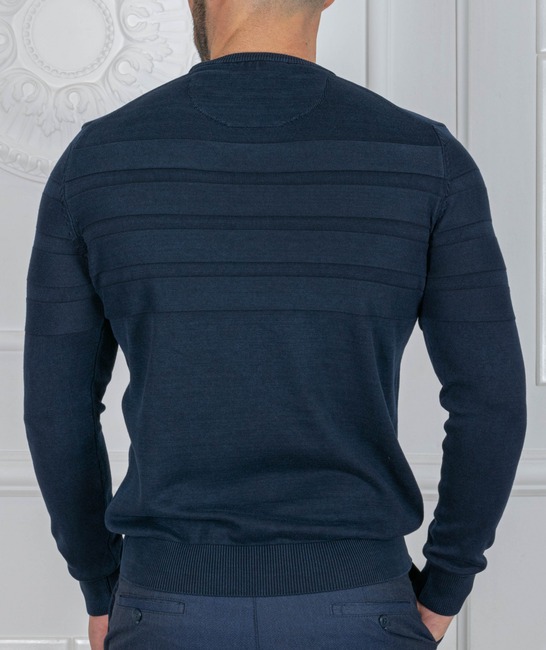 Ανδρικό πουλόβερ με οριζόντιες ρίγες σκούρο μπλε