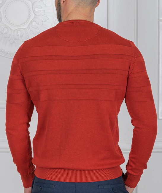 Ανδρικό πουλόβερ με οριζόντιες ρίγες  κόκκινο χρώμα