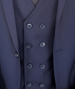 Ανδρικό κοστούμι τριών τεμαχίων σε μπλε ναυτικό