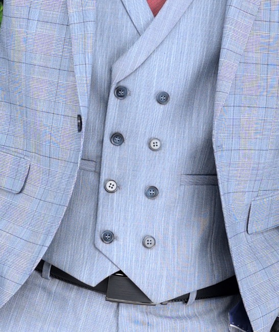 Κομψό ανδρικό καρό κοστούμι τριών τεμαχίων σε γαλάζιο χρώμα 