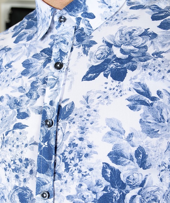 Ανδρικό λευκό πουκάμισο με μπλε λουλούδια