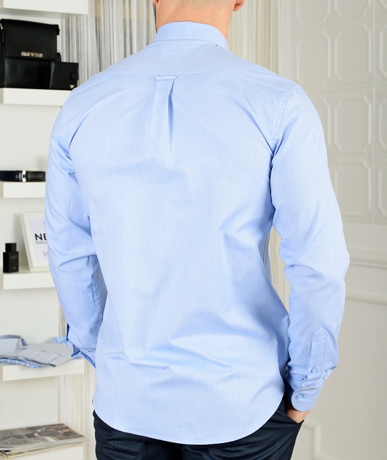 Ανδρικό μπλε πουκάμισο με κεντημένο λογότυπο