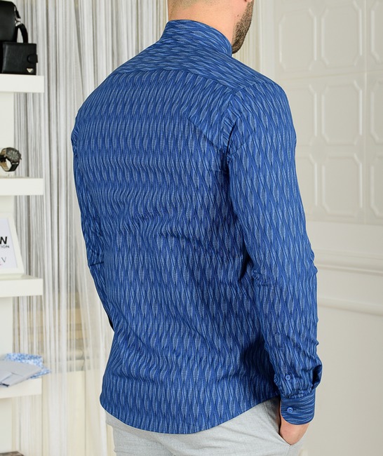 Ανδρικό μπλε πουκάμισο με σπειροειδή στοιχεία