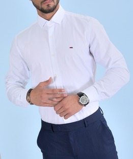 Ανδρικό λευκό βαμβακερό πουκάμισο με κεντημένο λογότυπο