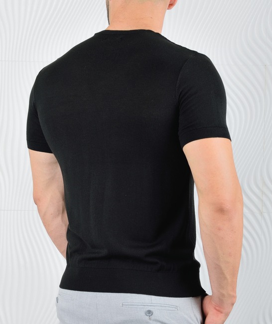 Μαύρο ανδρικό πλεκτό μπλουζάκι
