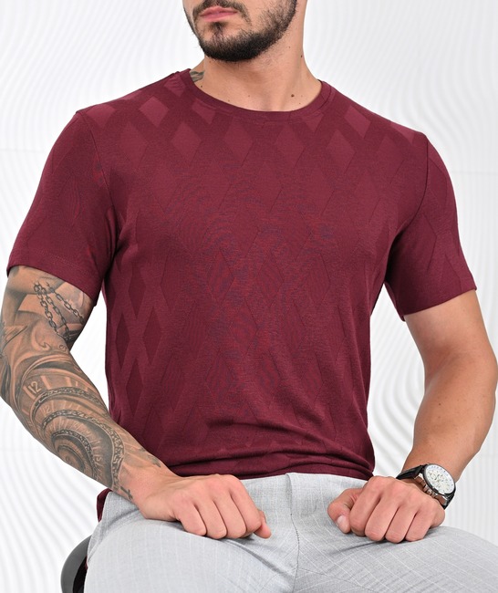 Ανδρικό μπλουζάκι μπορντό με ρομβοειδή