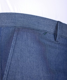 Ανδρικό μπλε παντελόνι από ανάγλυφο ύφασμα