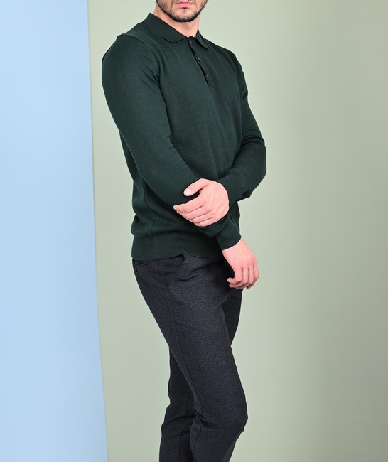 Ανδρικό πράσινο πλεκτό πουλόβερ με τρία  κουμπιά