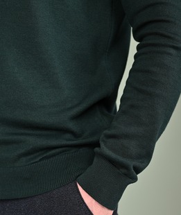 Ανδρικό πράσινο πλεκτό πουλόβερ με τρία  κουμπιά