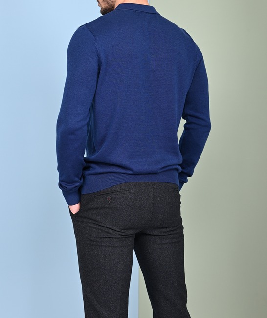 Ανδρικό πλεκτό πουλόβερ με τρία κουμπιά σε μπλε χρώμα	