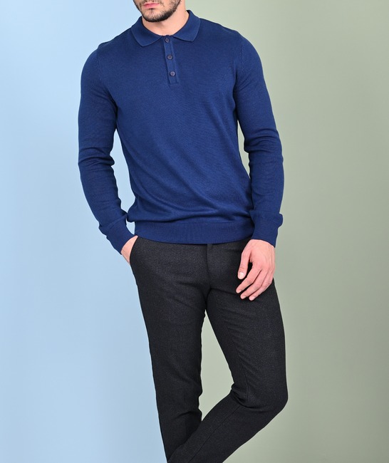 Ανδρικό πλεκτό πουλόβερ με τρία κουμπιά σε μπλε χρώμα	