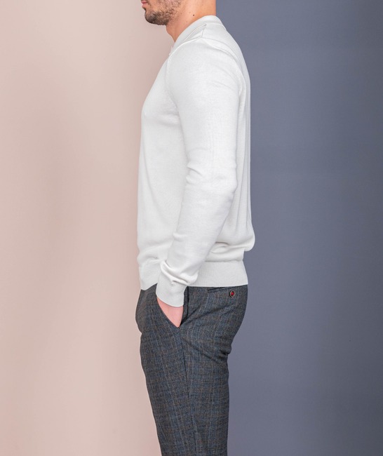 Ανδρικό πλεκτό πουλόβερ με τρία κουμπιά χρώμα λευκό 
