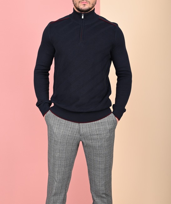 Ανδρικό μπλέ πλεκτό πουλόβερ με ρίγες από ανάγλυφο ύφασμα με φερμουάρ