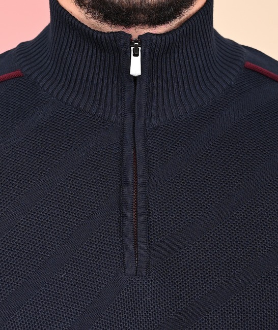 Ανδρικό μπλέ πλεκτό πουλόβερ με ρίγες από ανάγλυφο ύφασμα με φερμουάρ