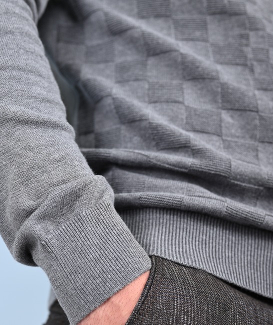 Ανδρικό γκρι πλεκτό πουλόβερ με τετράγωνα και φερμουάρ