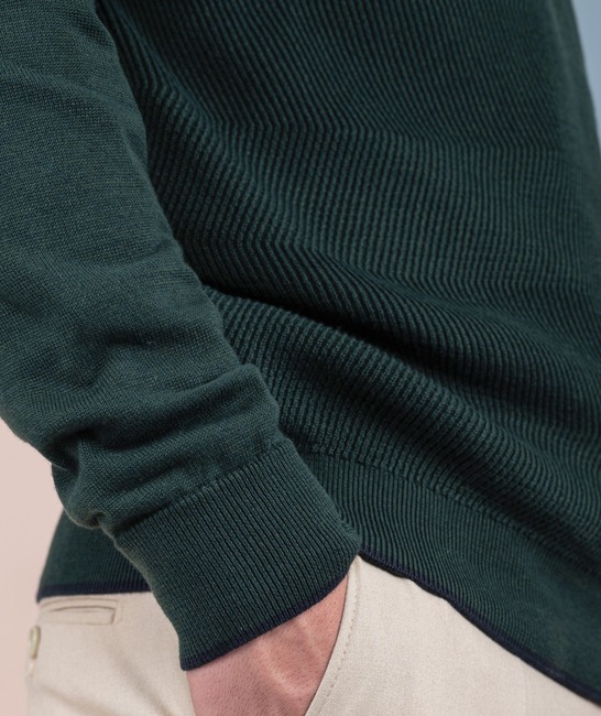 Ανδρικό πουλόβερ σε σκούρο πράσινο ριγέ με φερμουάρ
