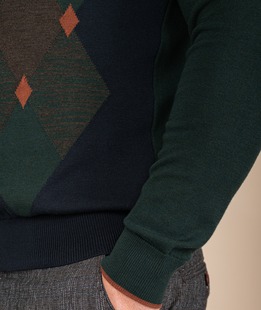 Ανδρικό σκούρο μπλε πουλόβερ με ρόμβος 