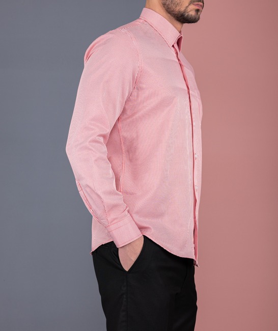 Ροζ κομψό ανδρικό ριγέ πουκάμισο με τσέπη