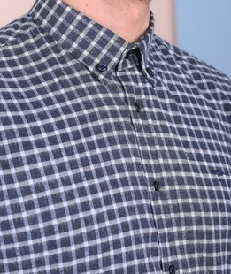 Σκούρο μπλε ανδρικό πουκάμισο με λευκό καρό
