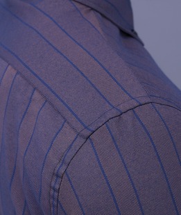 Ανδρικό επίσημο πουκάμισο σε μπλε λεπτή ρίγα