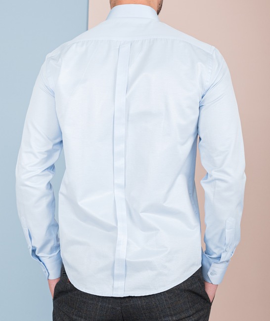 Γαλάζιο ανδρικό μονόχρωμο πουκάμισο με μικρό λογότυπο 