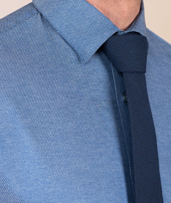 	Σκούρο μπλε ανδρικό πουκάμισο από διχτυωτό ύφασμα