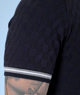 Ανδρικό μπλουζάκι σκούρο μπλε σε τρισδιάστατα τετράγωνα
