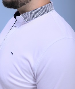 Ανδρικό λευκό μπλουζάκι μεγάλο μέγεθος με λογότυπο 