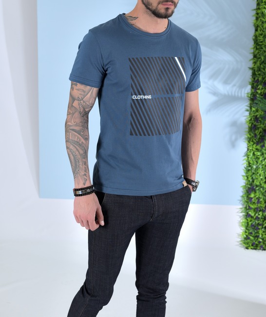 Σκούρο μπλε ανδρικό μπλουζάκι με γραμμές Clothing