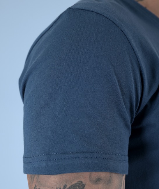 Σκούρο μπλε ανδρικό μπλουζάκι με γραμμές Clothing