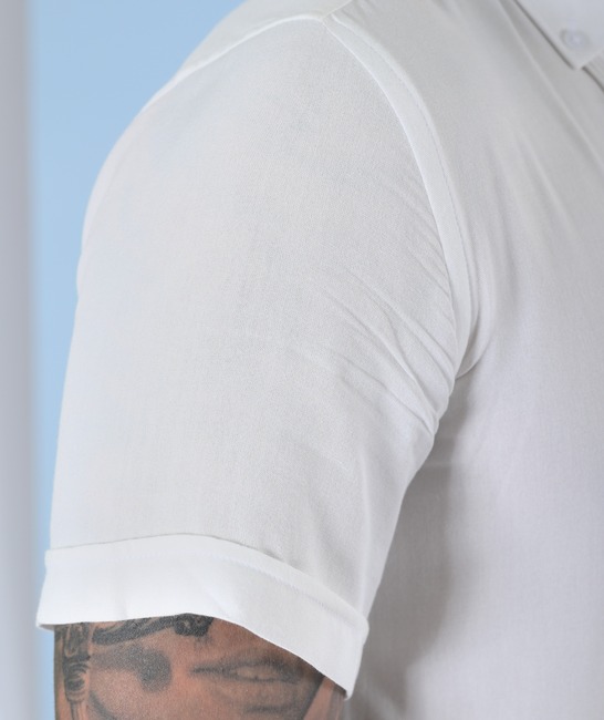 Λευκό κοντομάνικο πουκάμισο με λογότυπο