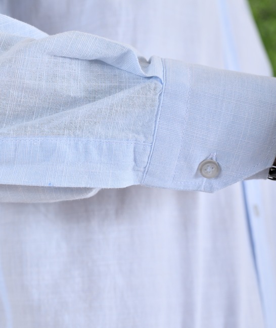 Ανδρικό λινό πουκάμισο σε γαλάζιο χρώμα με λογότυπο