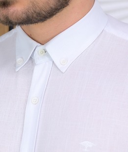 Λευκό ανδρικό λινό πουκάμισο με λογότυπο