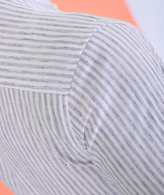 Ανδρικό λινό ριγέ πουκάμισο με μικρό λογότυπο σε μπλε 