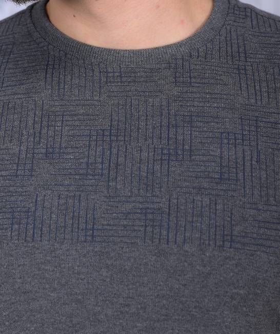 Κομψή ανδρική γκρι μπλούζα με γραμμές 